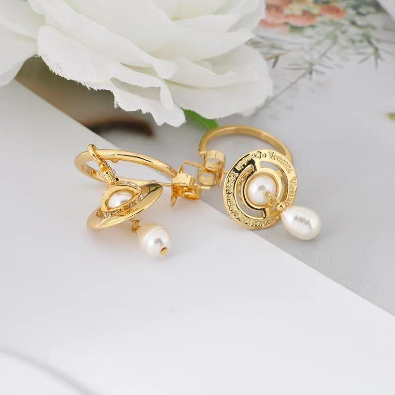Vivienne Westwood 3D Orb Pearl Earrings