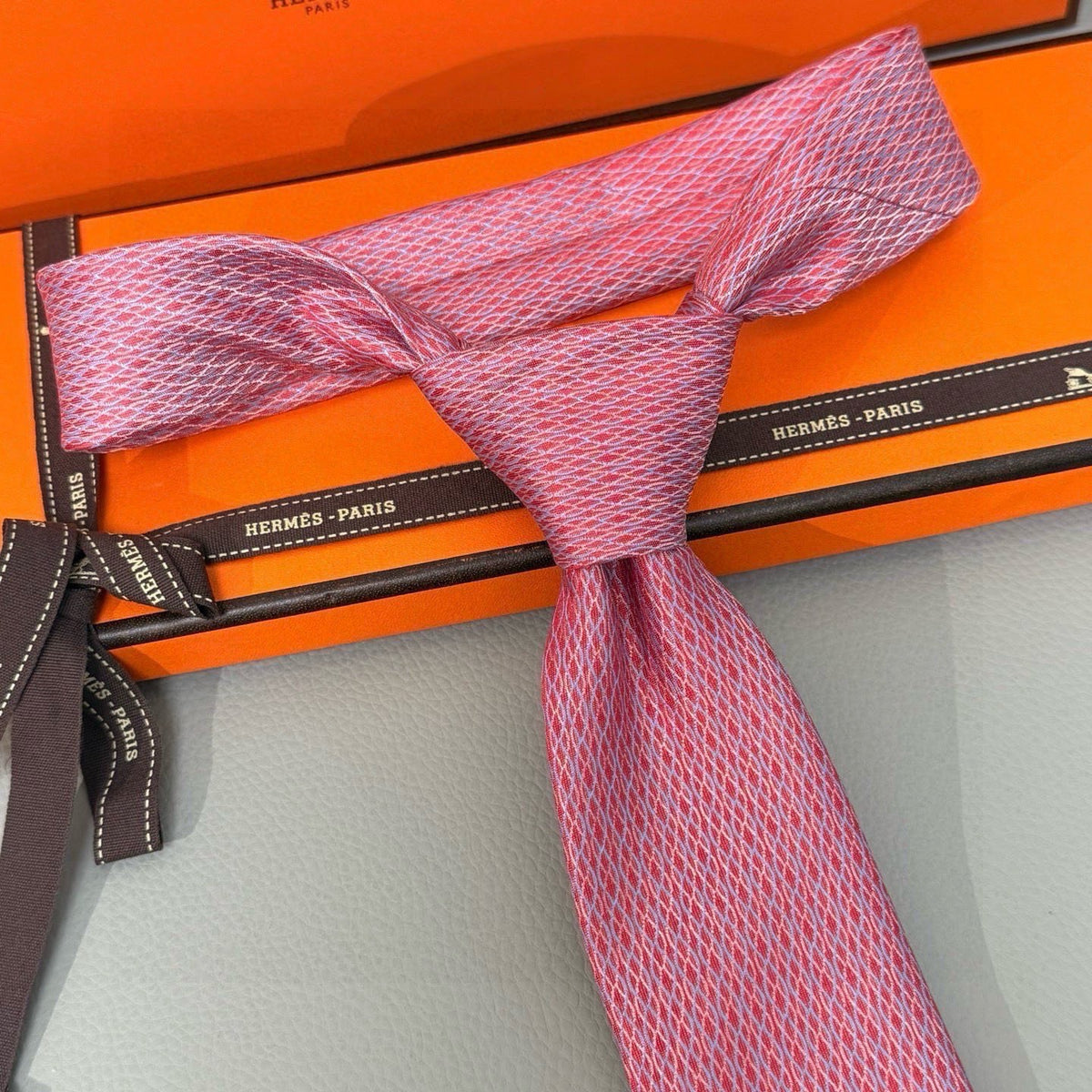 Hermes Style Men's Textured Basketweave Silk Tie - Detail Image 2