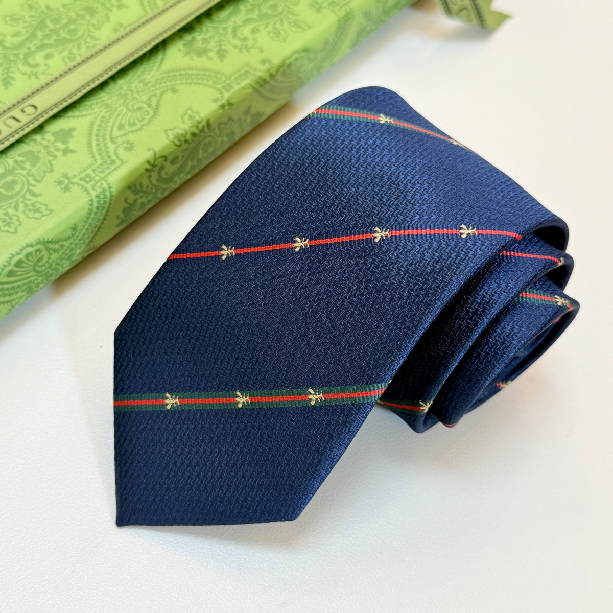 Gucci Style Men's Equestrian Stripe Silk Tie - Detail Image 3