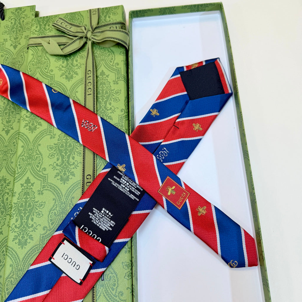 Gucci Style Men's Equestrian Stripe Silk Tie - Detail Image 9