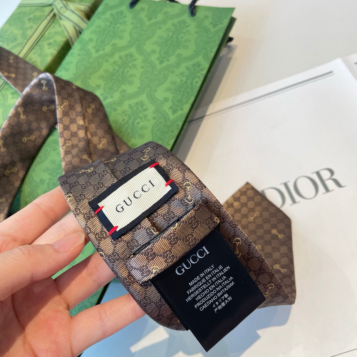 Gucci Style Men's GG Diamond Jacquard Silk Tie - Detail Image 4