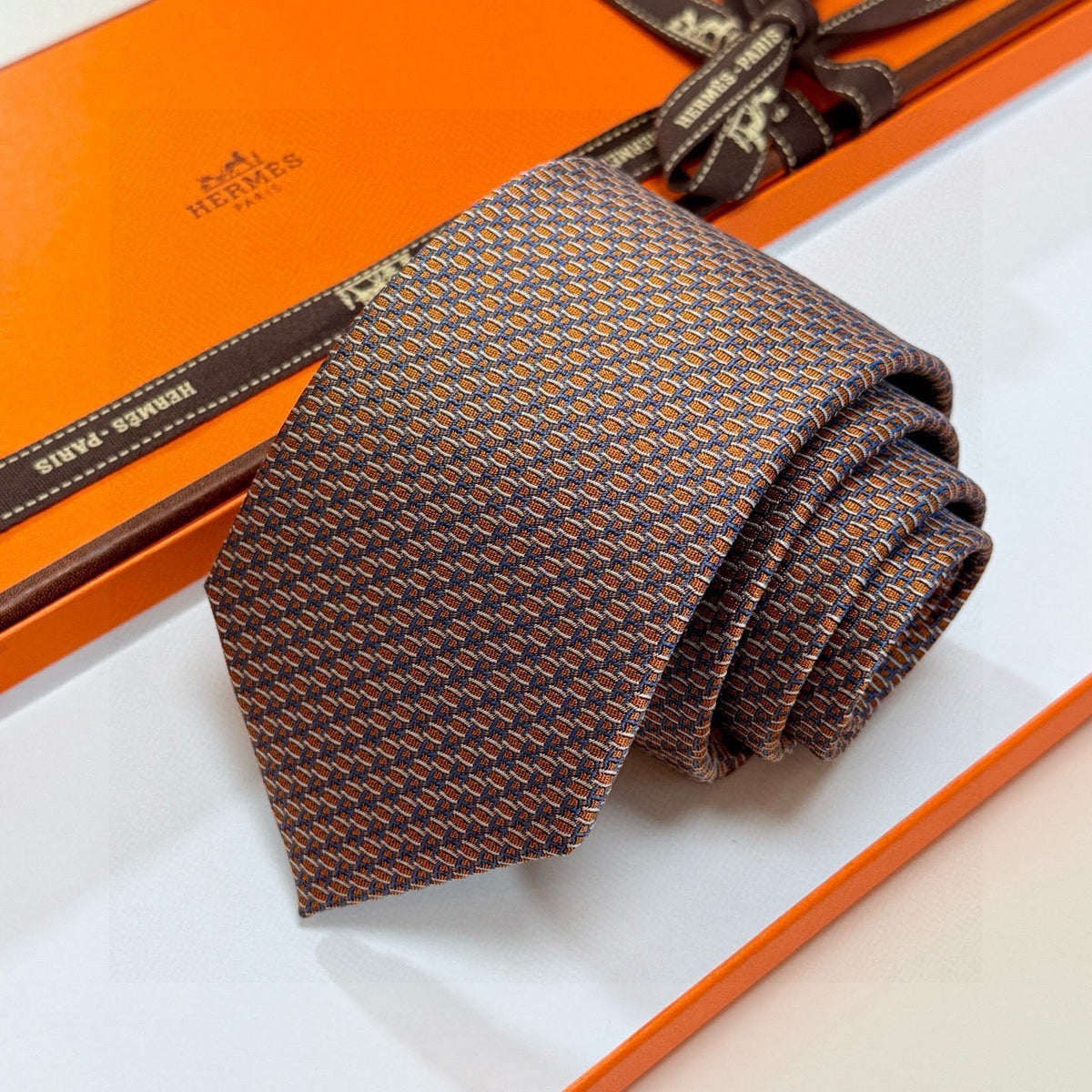 Hermes Style Men's Micro Geometric Silk Tie - Detail Image 4