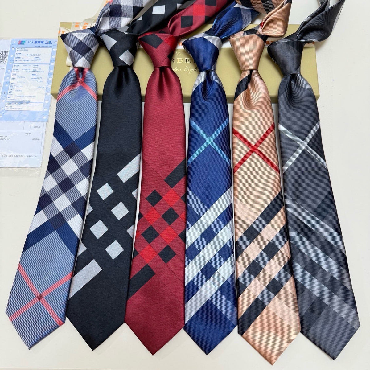 Burberry Style Men's Check Silk Tie - Main Image