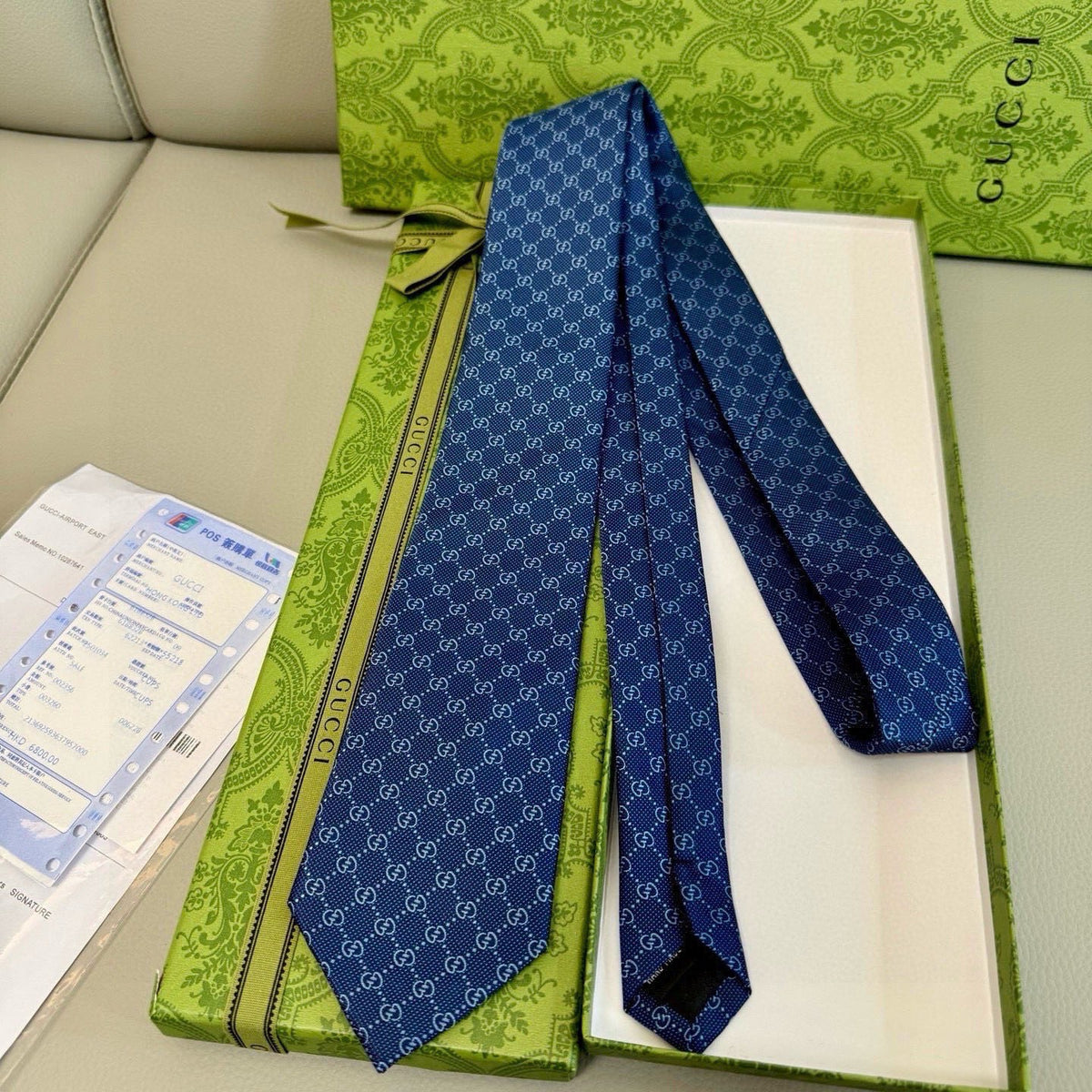 Gucci Style Men's GG Diamond Jacquard Silk Tie - Detail Image 5