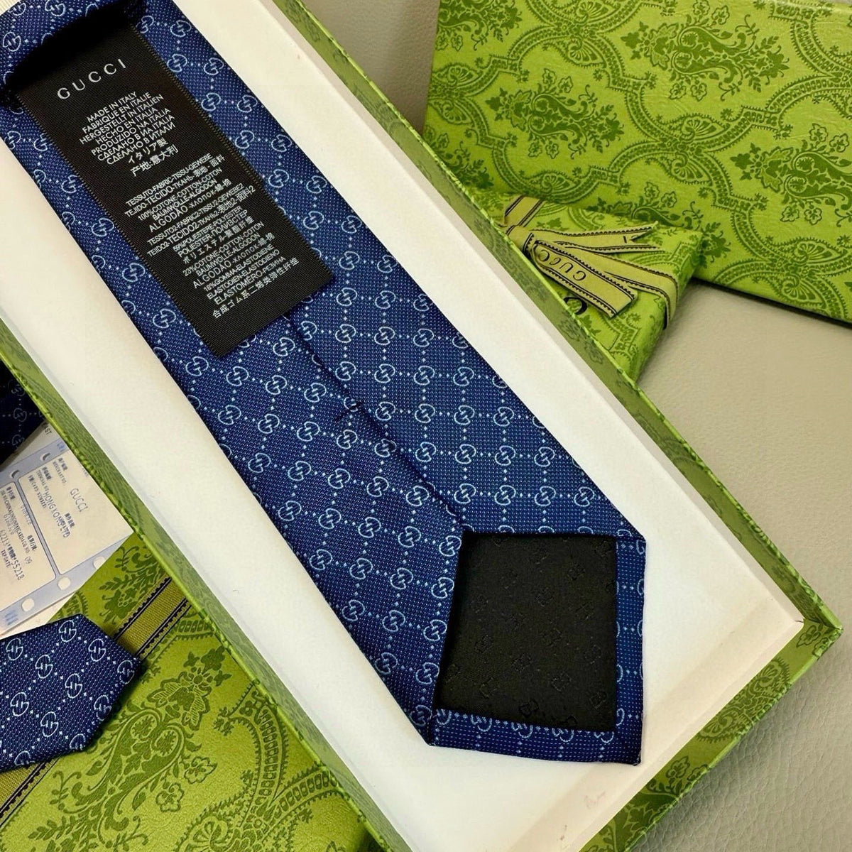 Gucci Style Men's GG Diamond Jacquard Silk Tie - Detail Image 8