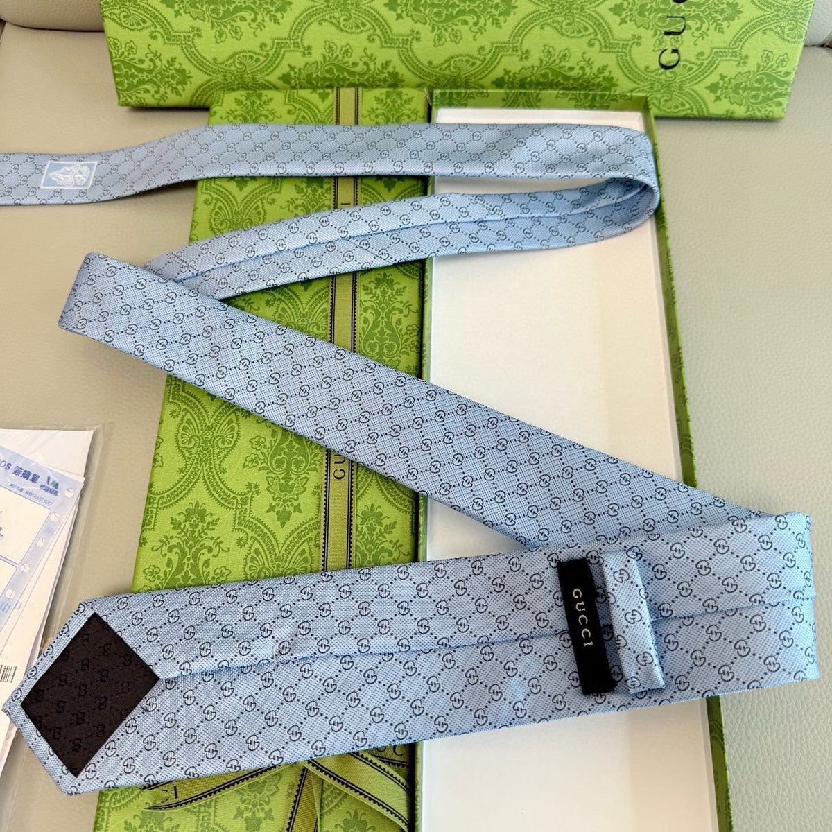 Gucci Style Men's GG Tonal Jacquard Silk Tie - Detail Image 9