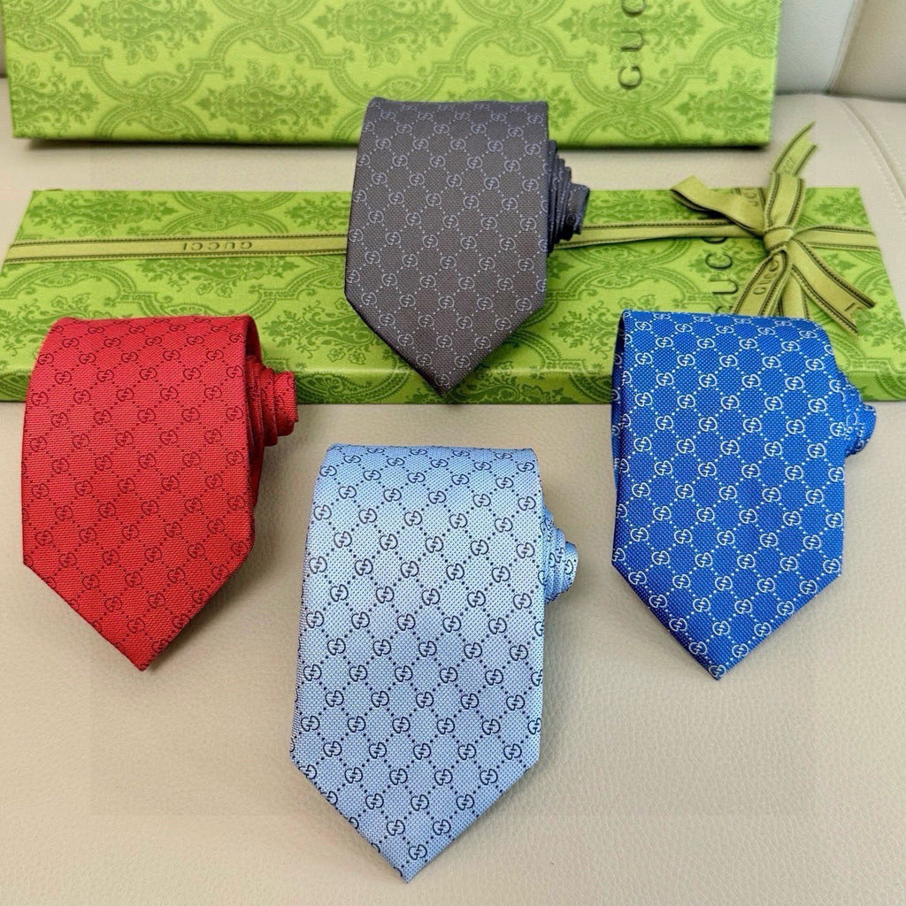 Gucci Style Men's GG Tonal Jacquard Silk Tie - Main Image