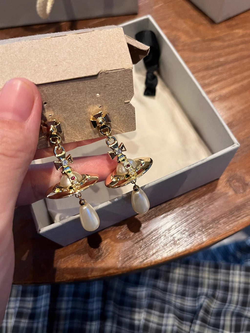 Vivienne Westwood Classic Saturn Orb Pearl Earrings