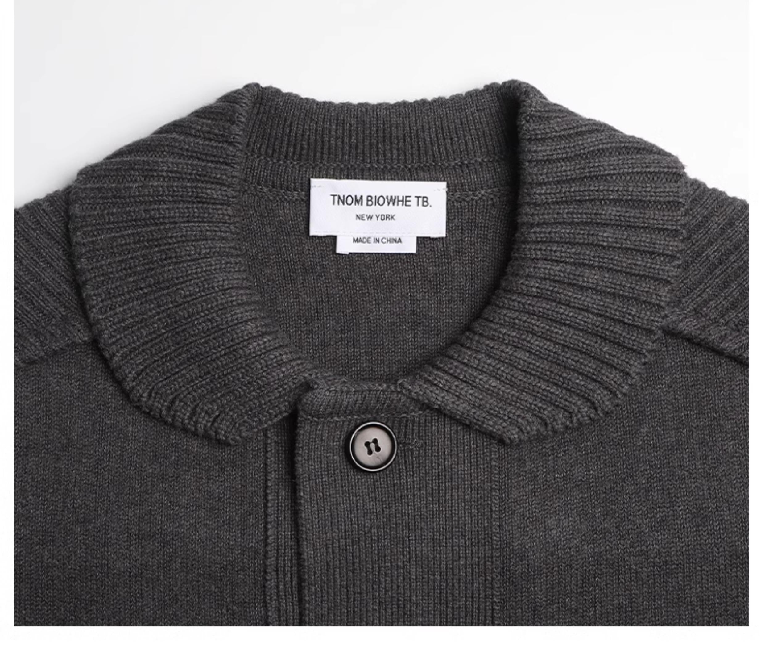 Mens four-bar lapel sweater jacket 