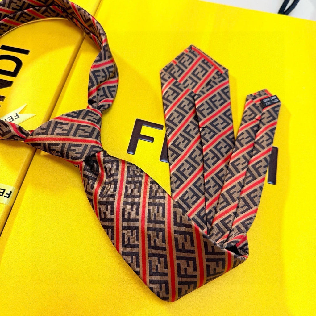 Fendi Style Men's FF Diagonal Jacquard Silk Tie - Detail Image 4