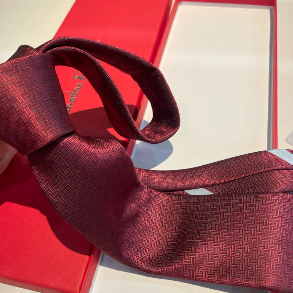 Ferragamo Style Men's Gancini Silk Tie - Detail Image 4