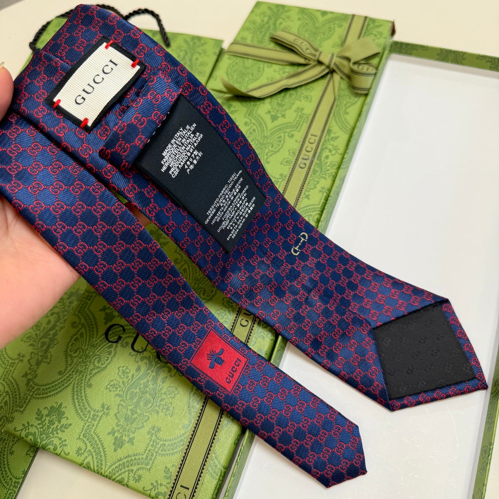 Gucci Style Men's GG Jacquard Silk Tie - Detail Image 10