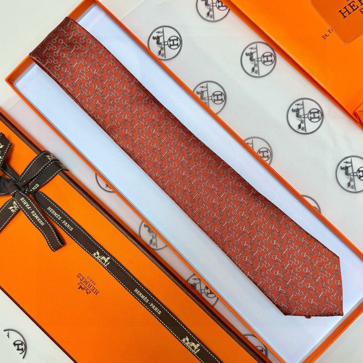 Hermes Style Men's Equestrian Motif Silk Tie - Detail Image 4