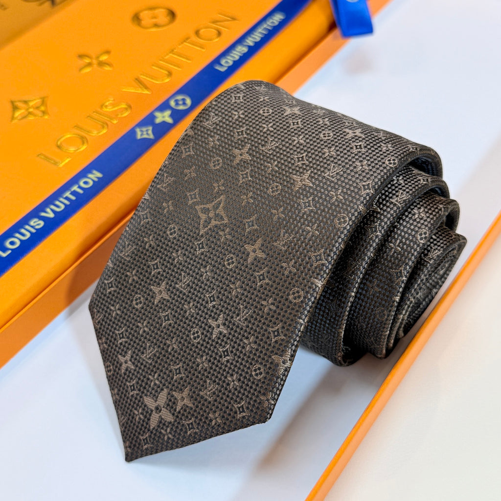 Louis Vuitton Style Men's Monogram Silk Tie - Detail Image 2