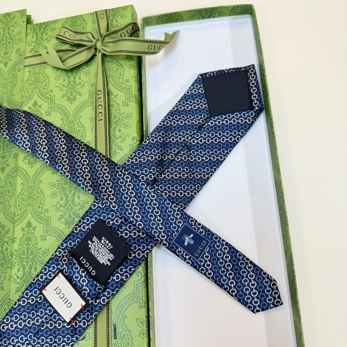 Gucci Style Men's Chain Stripe Jacquard Silk Tie - Detail Image 4