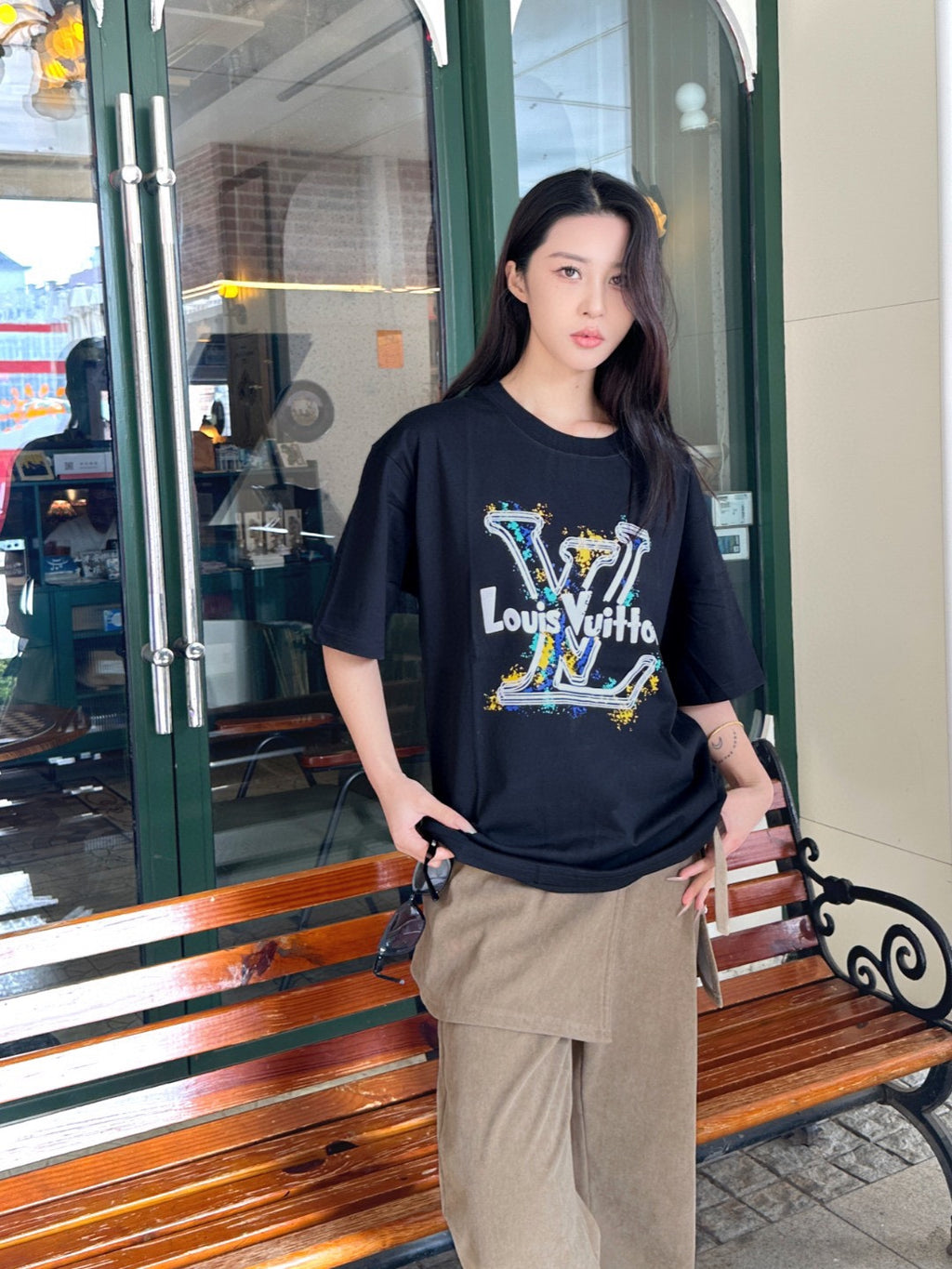 Two-Tone Pin Short Sleeve Tee