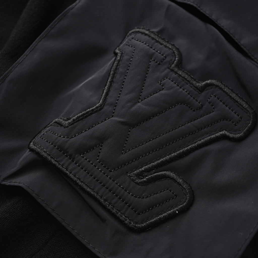 Embossed Patch Dual-Pocket Drawstring Cargo Shorts