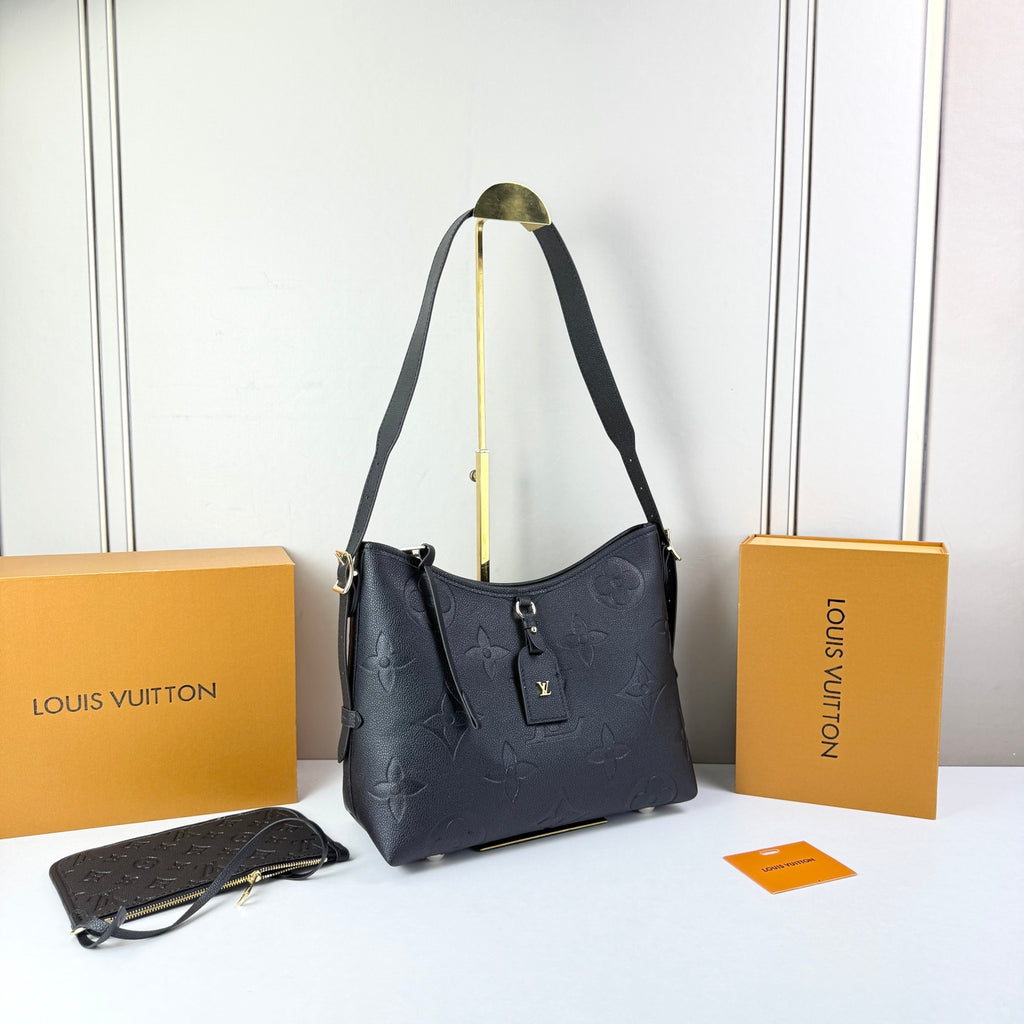 Carryall PM Shoulder Bag