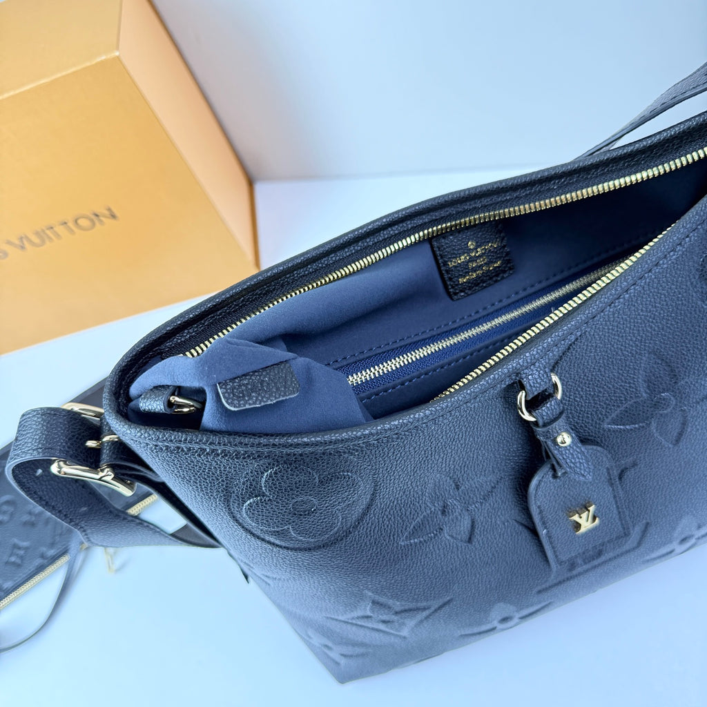 Carryall PM Shoulder Bag