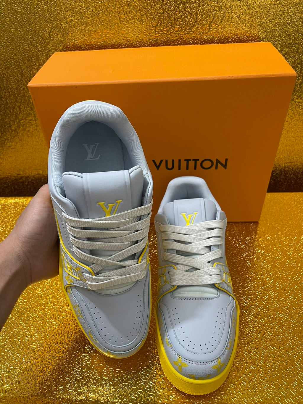 Embossed Couples Casual Sneakers