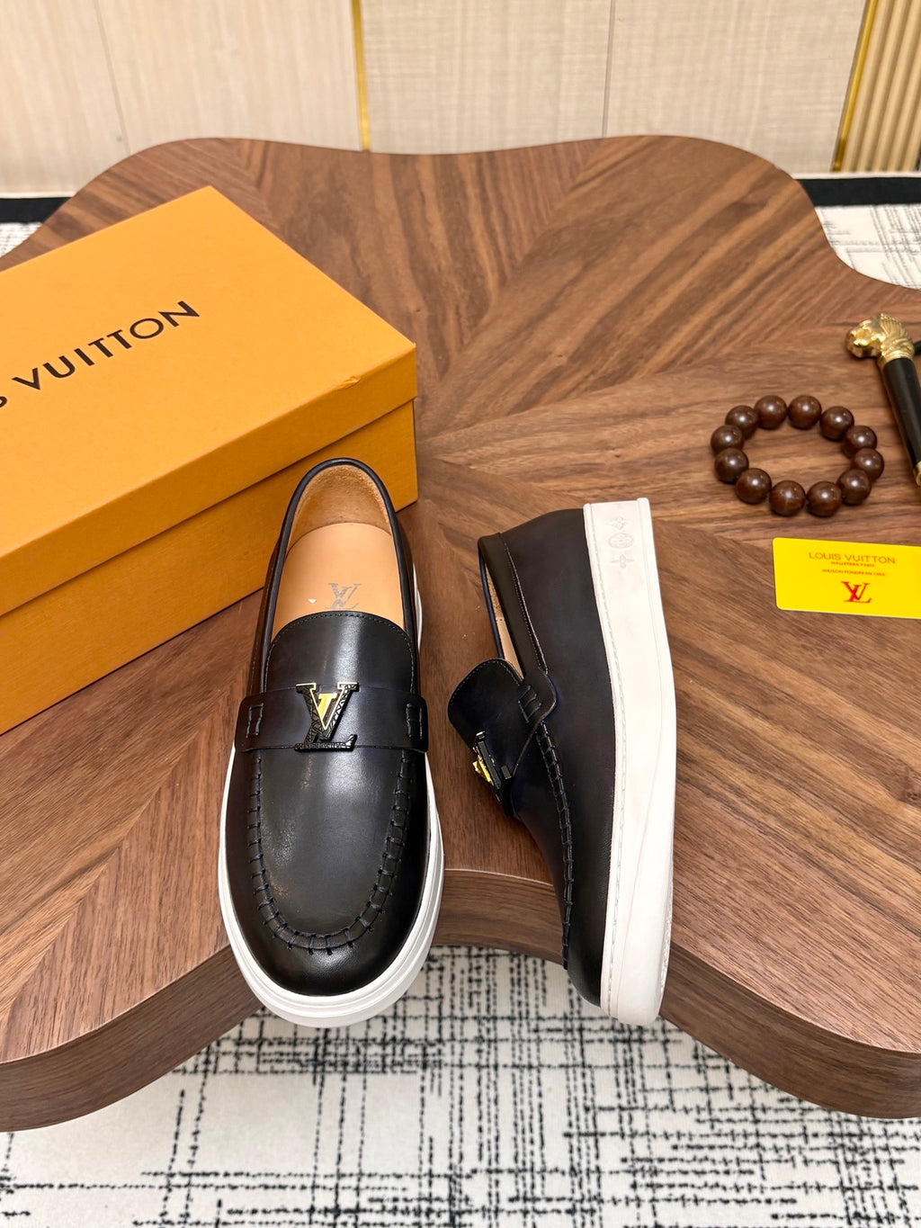 Water-Dyed Calfskin Classic Dress Shoes