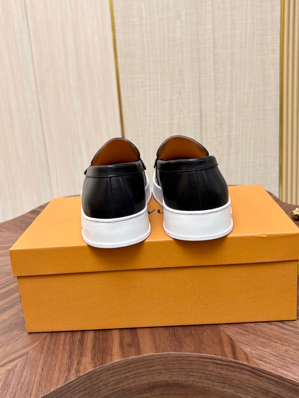 Water-Dyed Calfskin Classic Dress Shoes