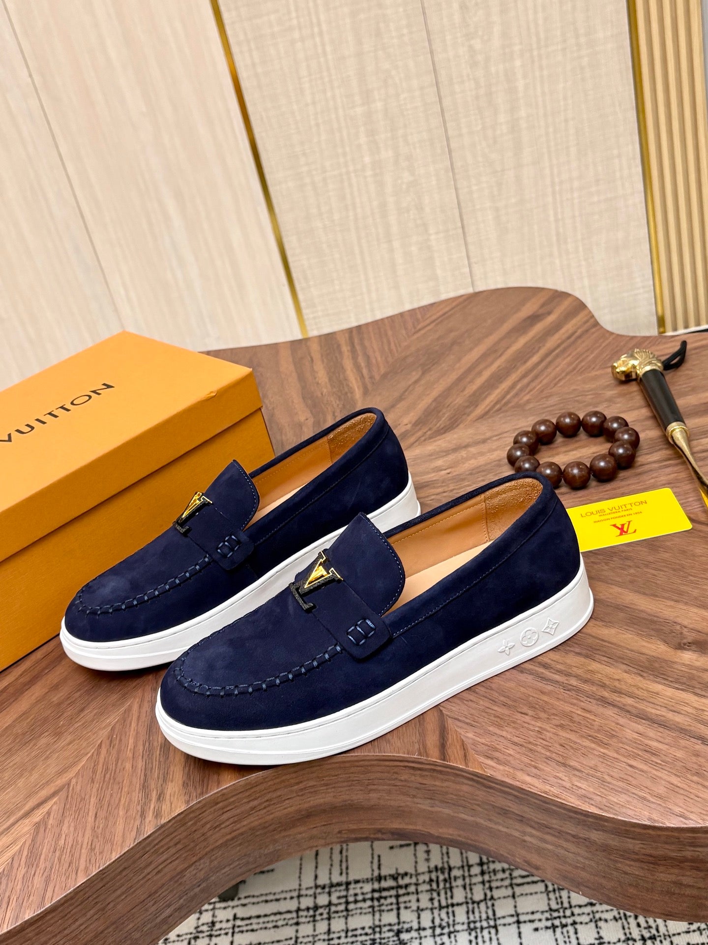 Water-Dyed Calfskin Classic Dress Shoes