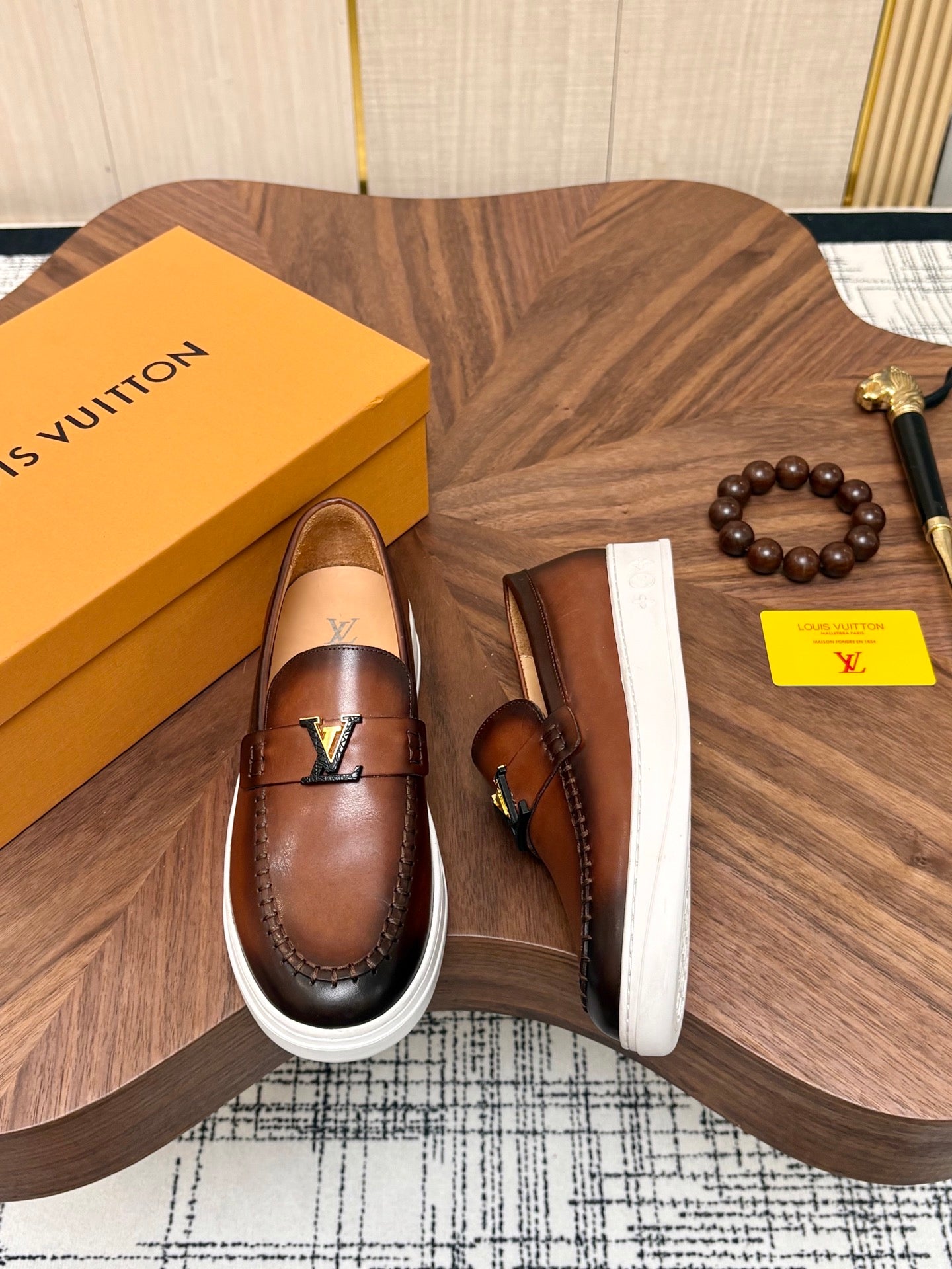Water-Dyed Calfskin Classic Dress Shoes