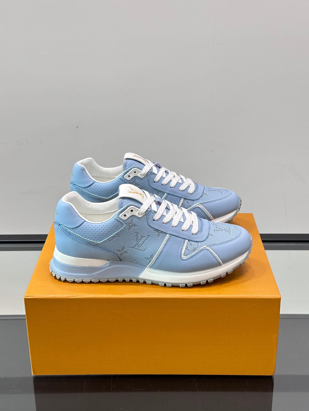 Nappa Calfskin Logo Casual Sneakers