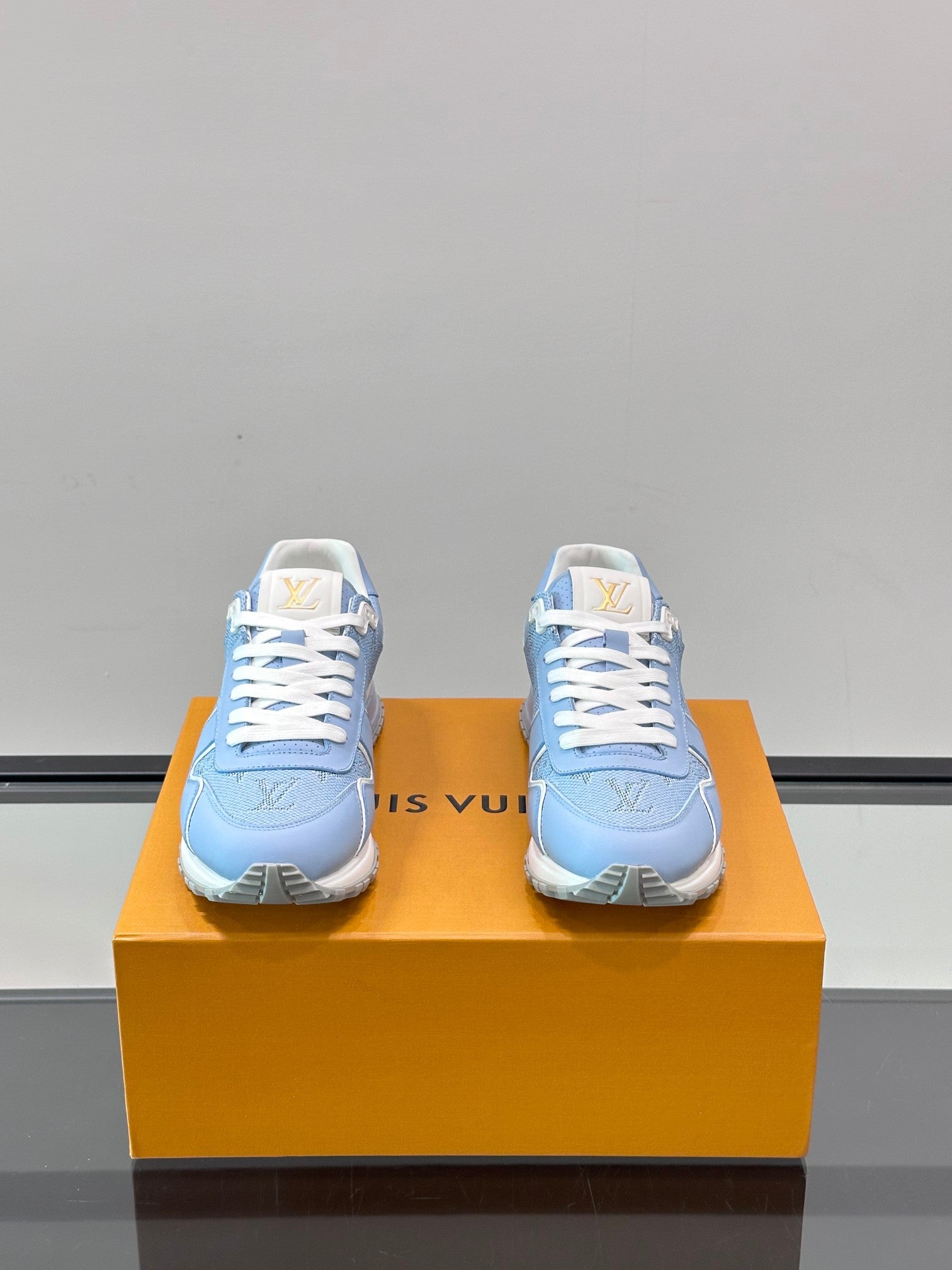 Nappa Calfskin Logo Casual Sneakers