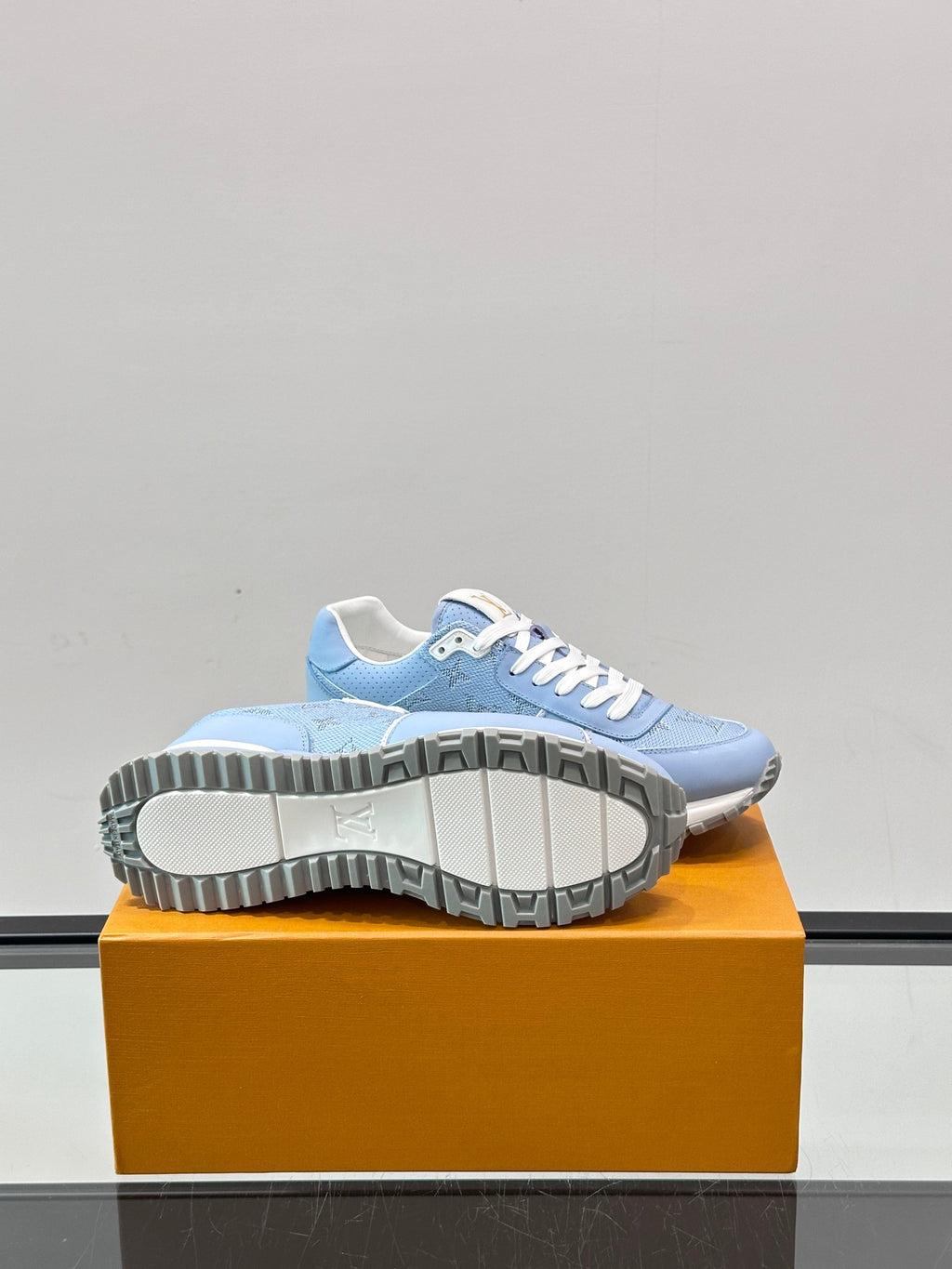Nappa Calfskin Logo Casual Sneakers
