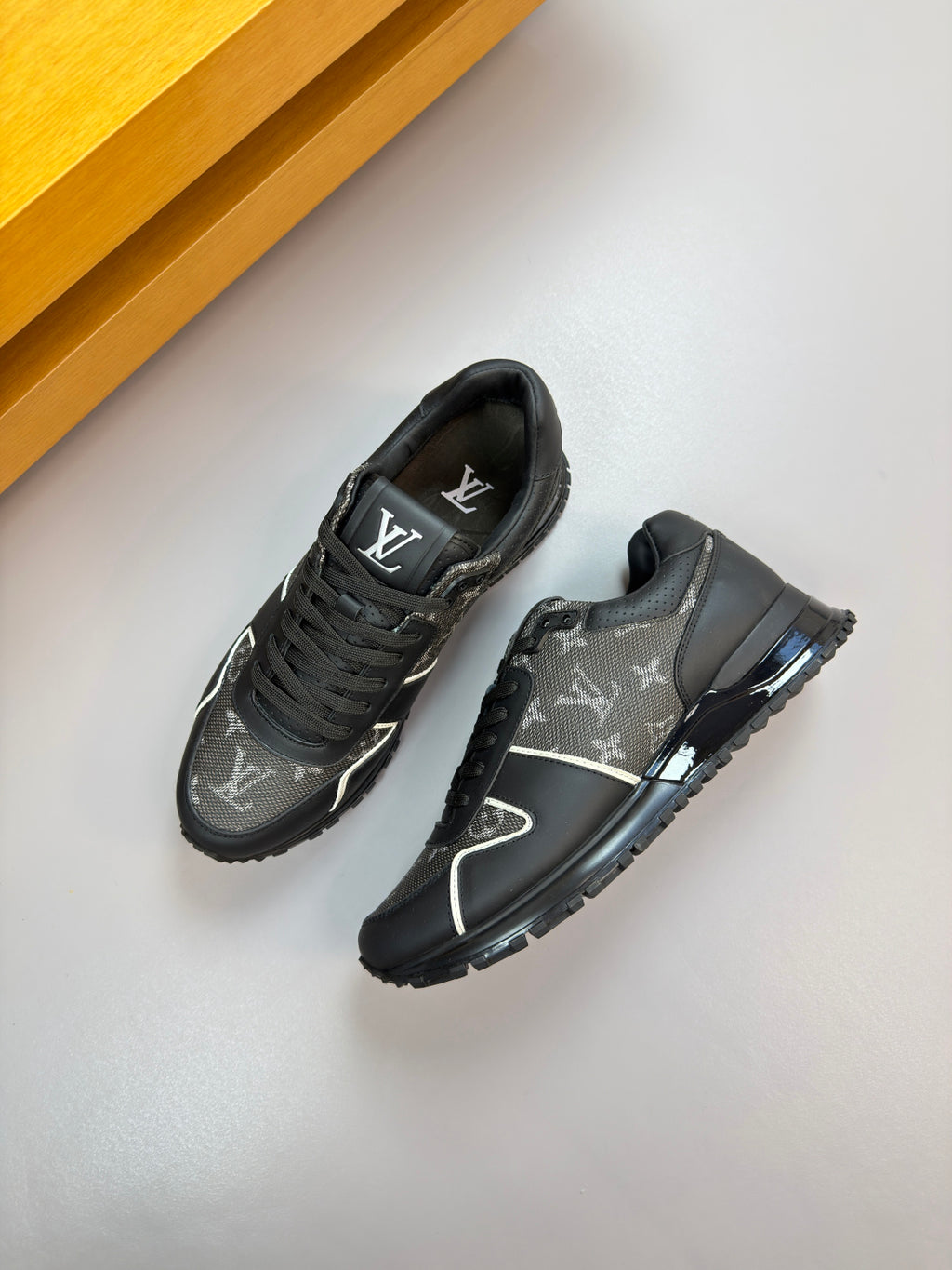 Nappa Calfskin Logo Casual Sneakers
