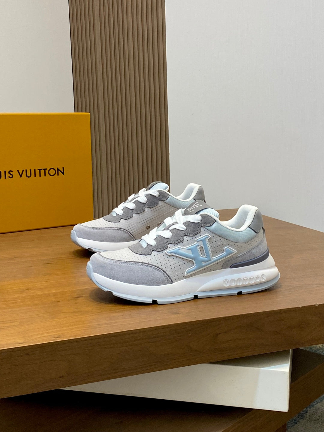 Breathable Mesh TPU Sneakers