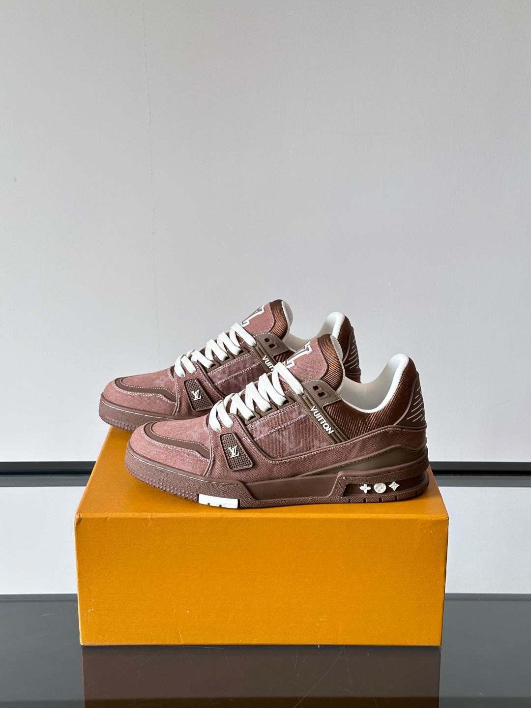 Upgraded Breathable Mesh TPU Sneakers