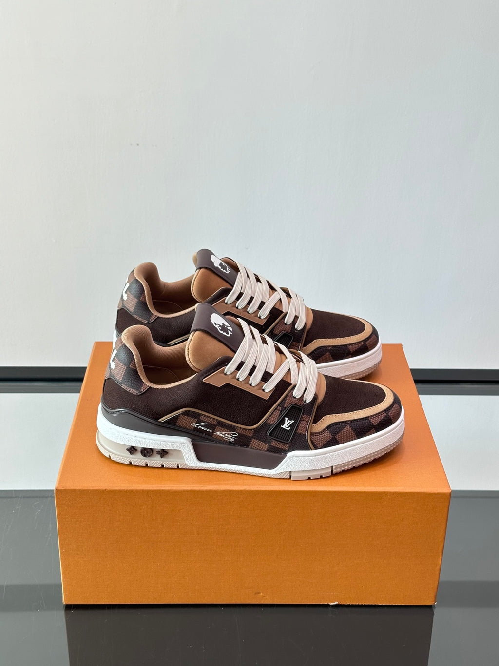 Signature Calfskin Trainer Sneakers