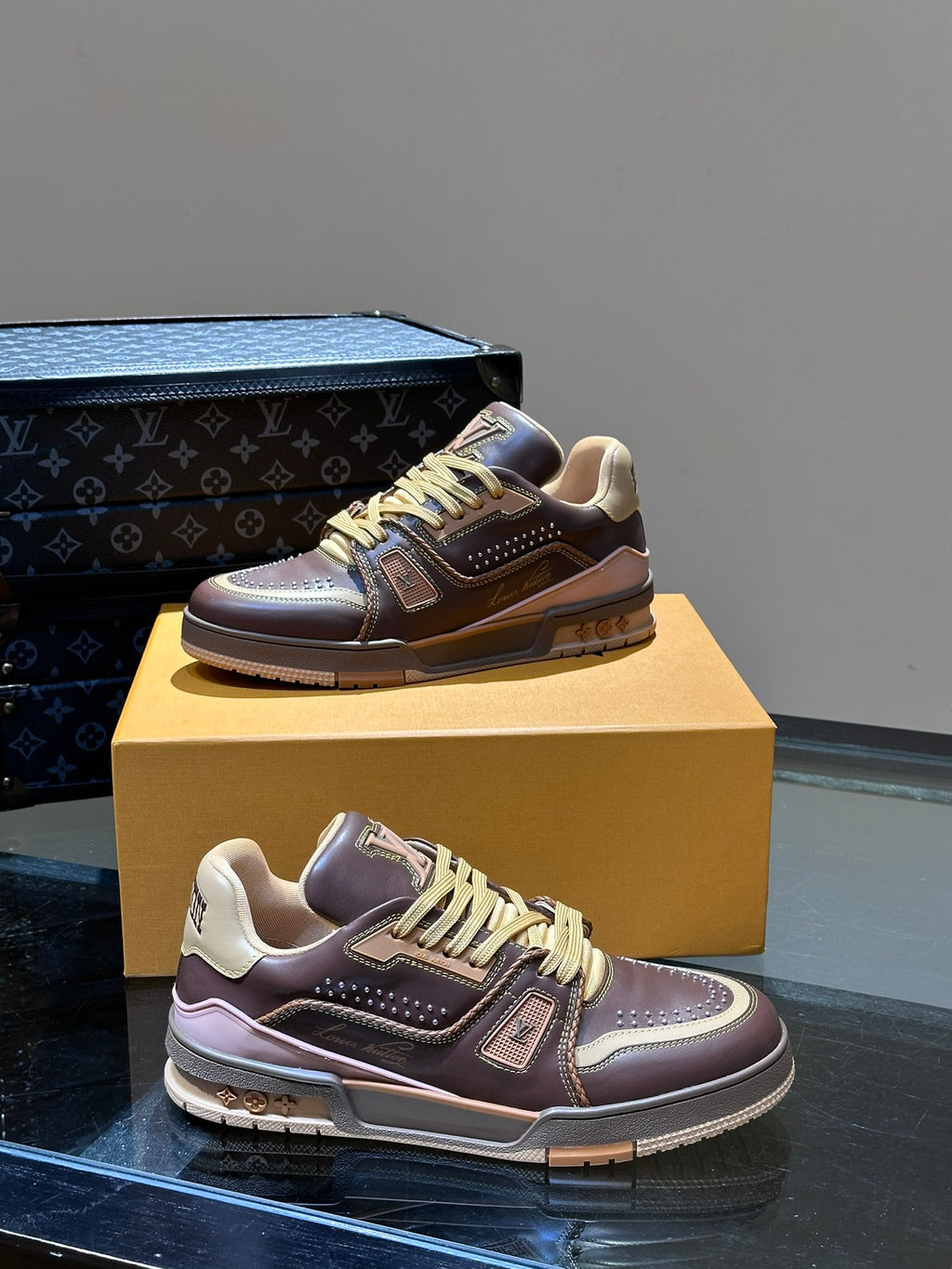 Signature Calfskin Trainer Sneakers