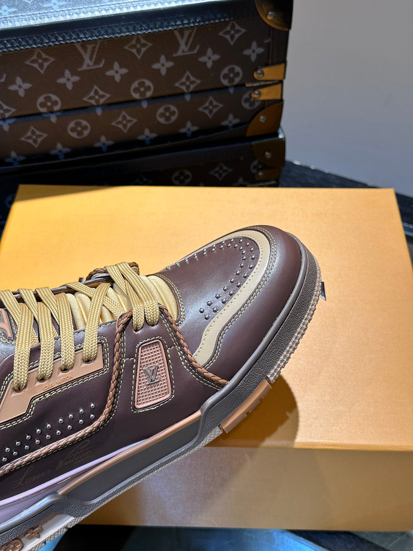Signature Calfskin Trainer Sneakers