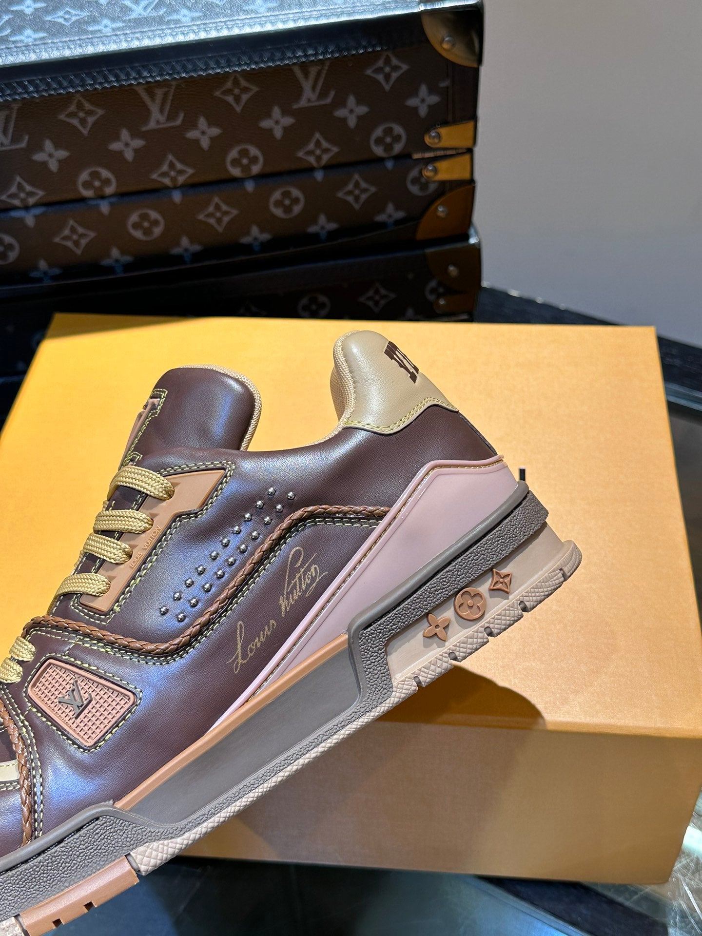 Signature Calfskin Trainer Sneakers