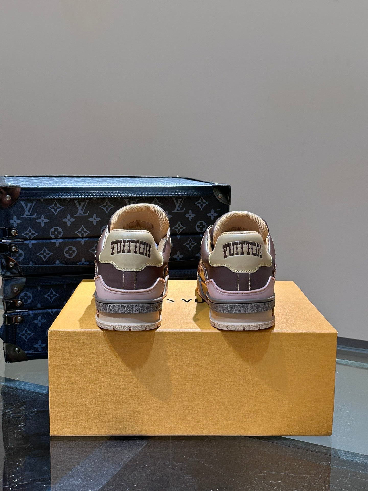 Signature Calfskin Trainer Sneakers