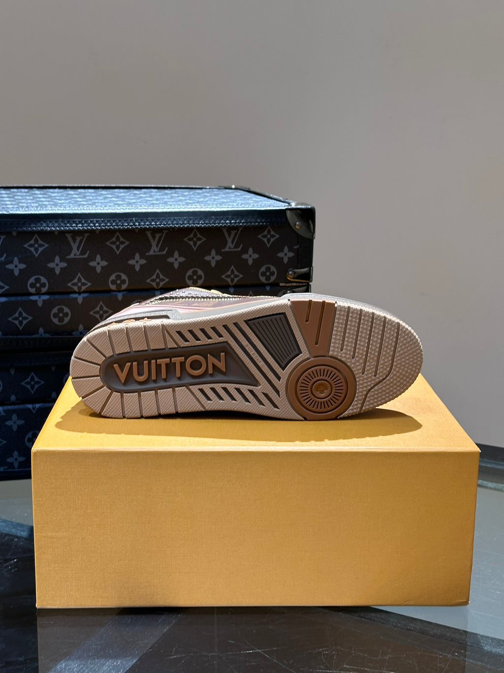 Signature Calfskin Trainer Sneakers