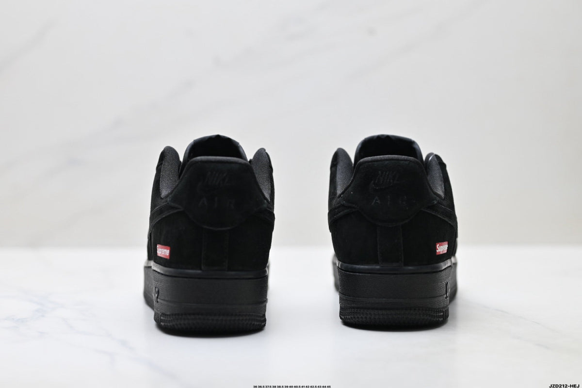 Nike Air Force 1 ’07 Black Sneakers
