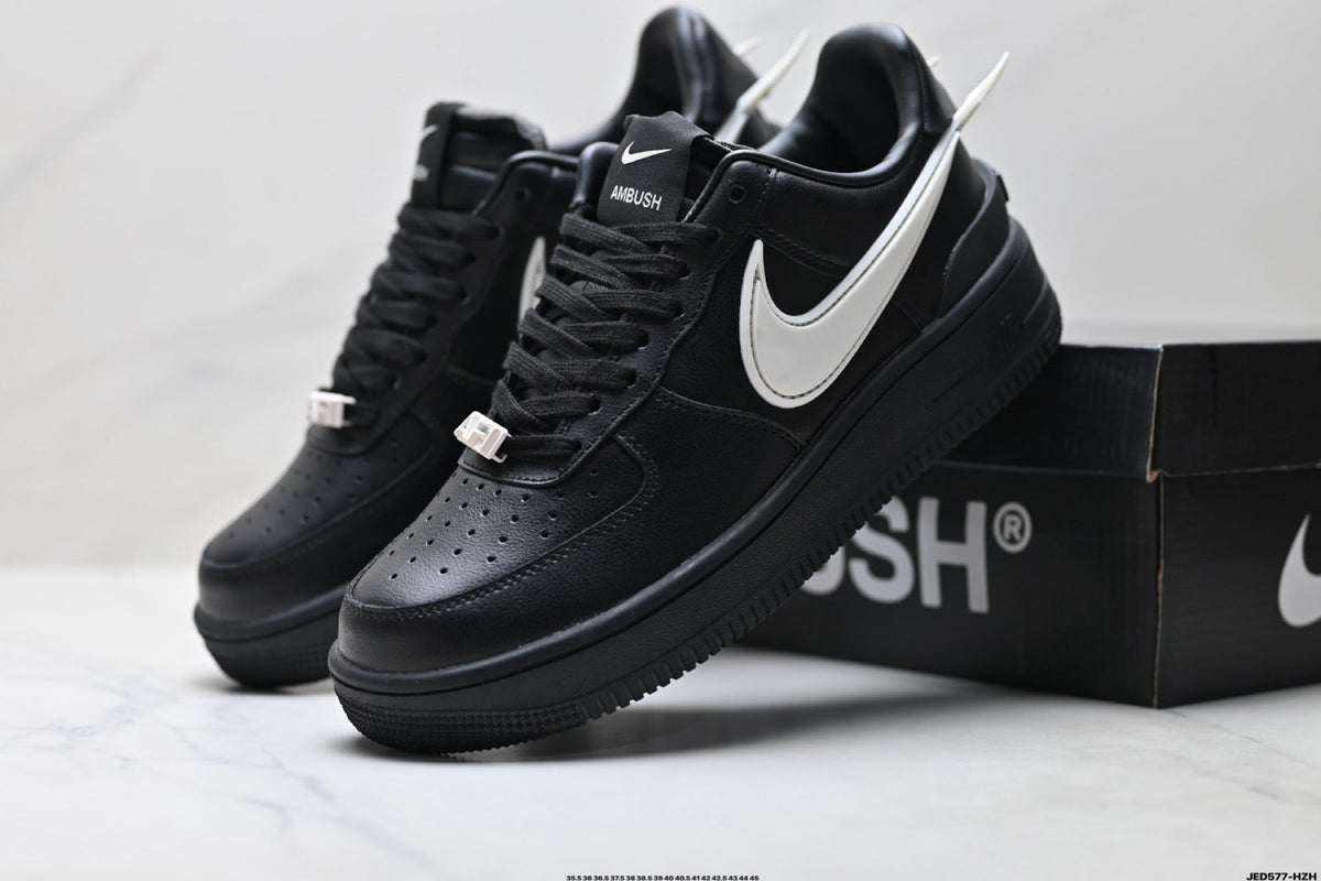 Nike Air Force 1 ’07 Collaboration Sneakers
