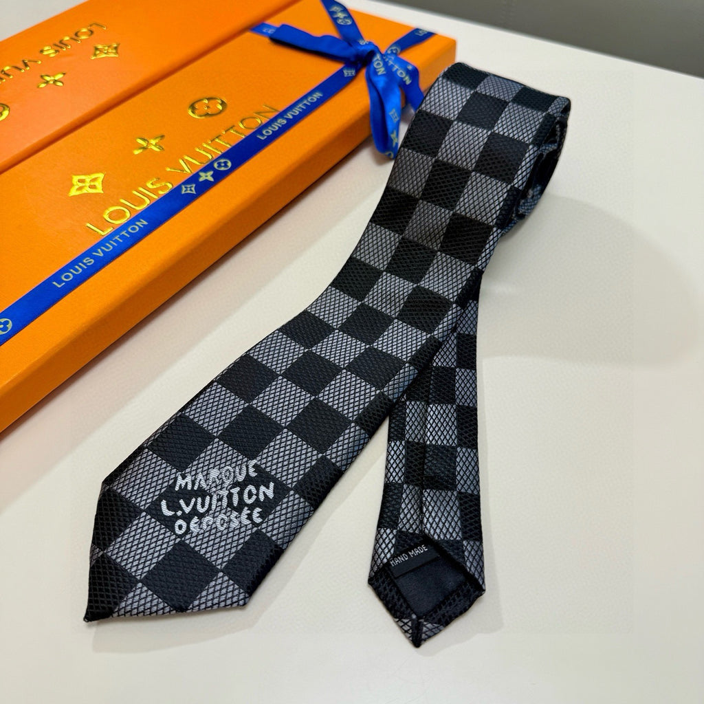 Louis Vuitton Style Men's Damier Check Silk Tie - Detail Image 2