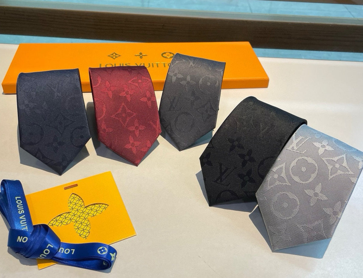 Louis Vuitton Style Men's Monogram Gradient Silk Tie - Main Image