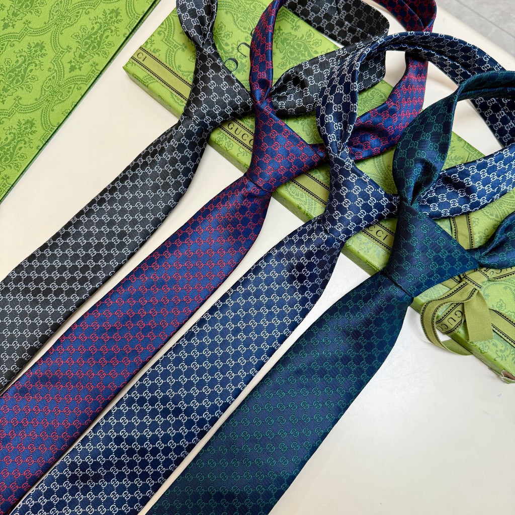 Gucci Style Men's Tonal GG Jacquard Silk Tie - Detail Image 2