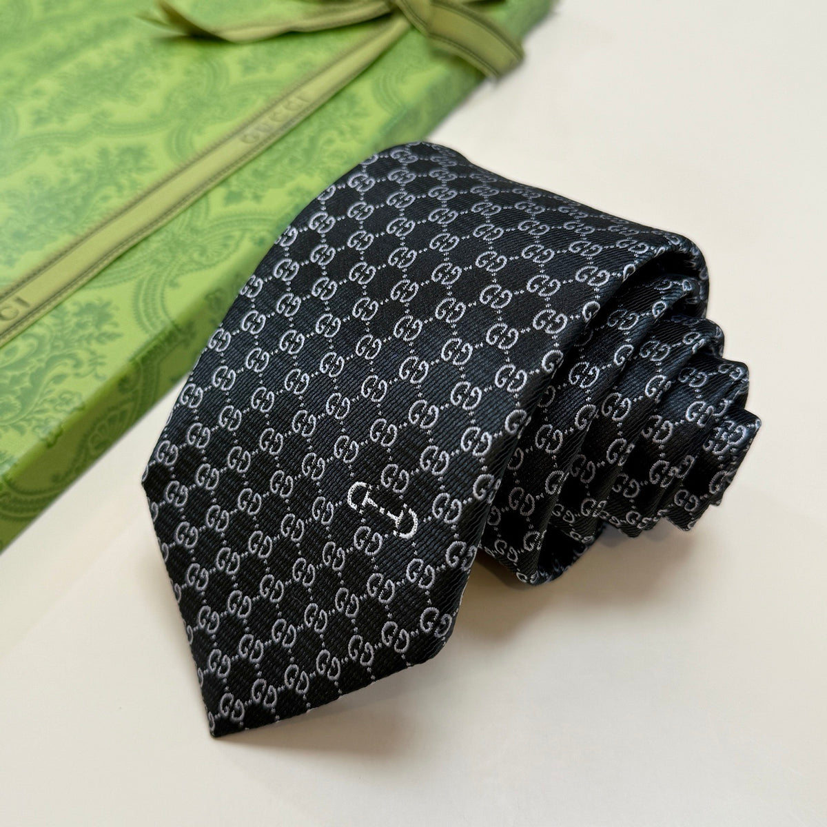 Gucci Style Men's Tonal GG Jacquard Silk Tie - Detail Image 3