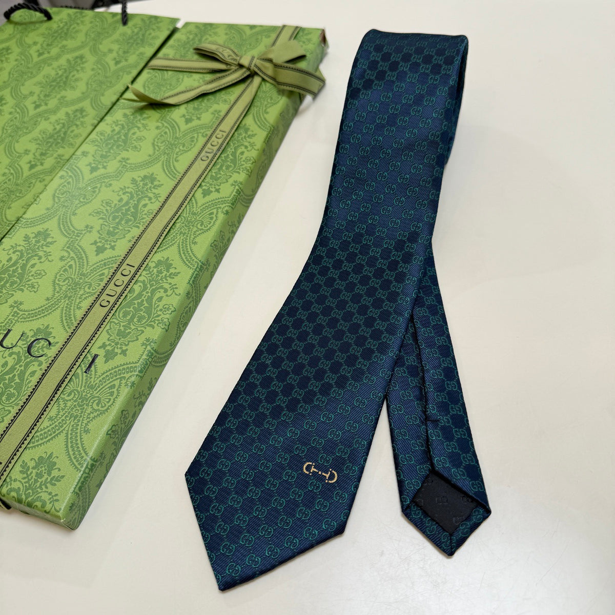 Gucci Style Men's Tonal GG Jacquard Silk Tie - Detail Image 5