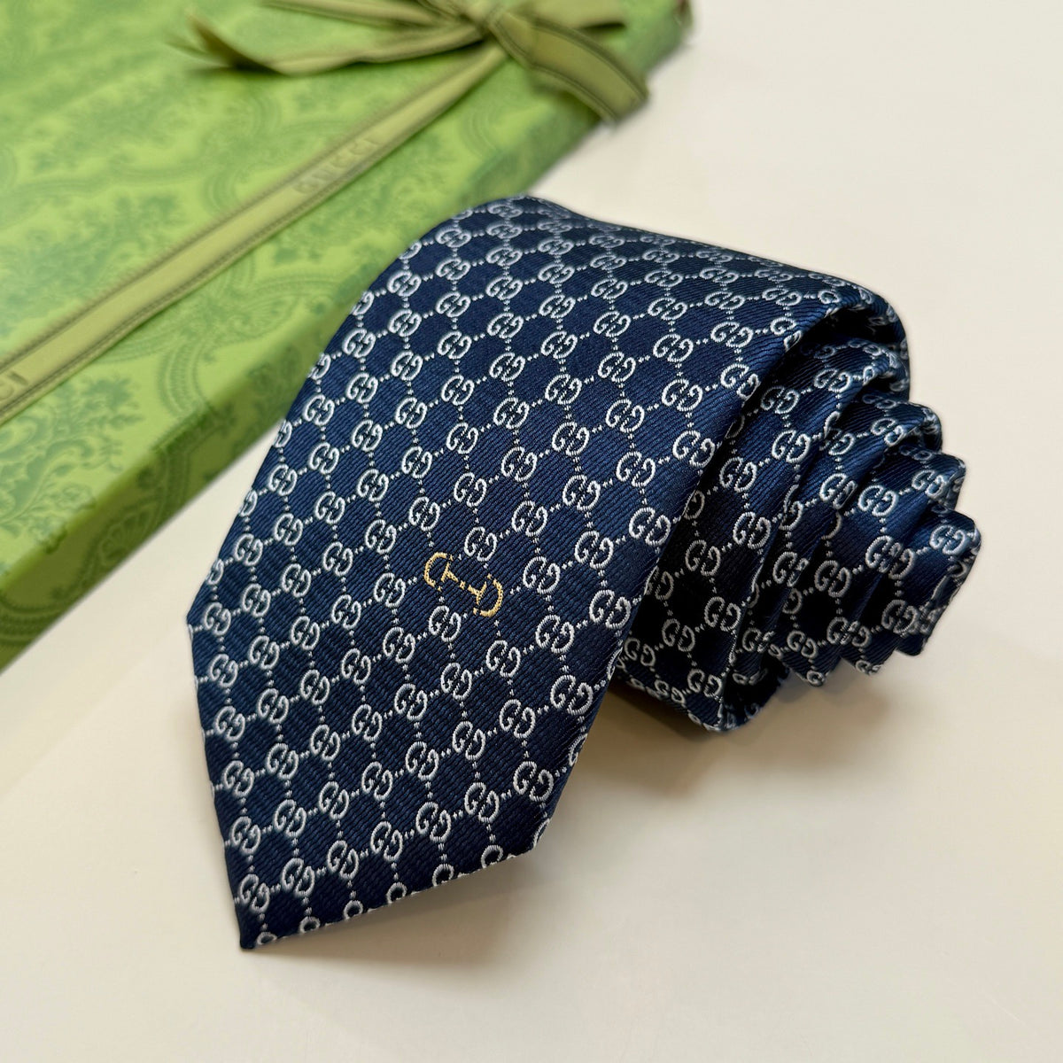 Gucci Style Men's Tonal GG Jacquard Silk Tie - Detail Image 9