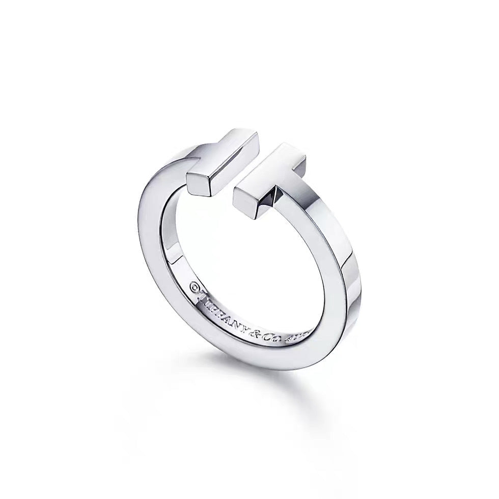 Tiffany Style T Motif Cubic Zirconia 18K Gold-Plated Ring detail view 2