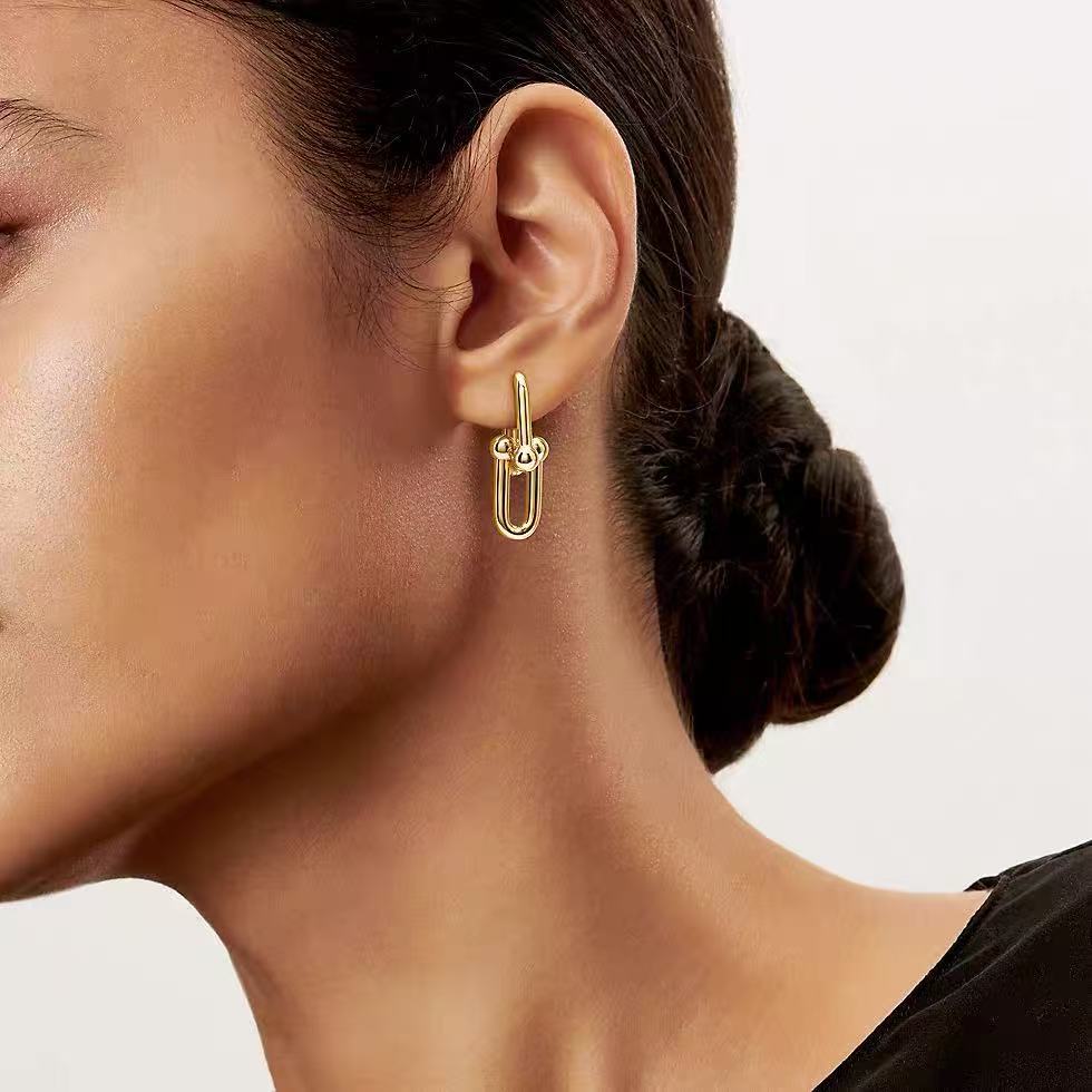 Tiffany Style Horseshoe 18K Gold-Plated Earrings detail view 3